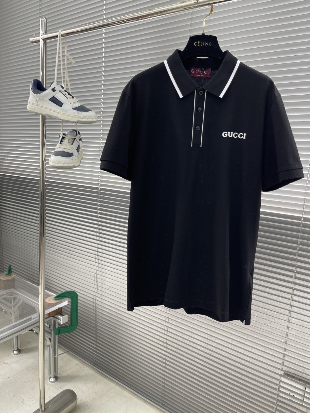 Gucci Men's Black Polo Shirt with Contrast Trim - Stylish & Comfortable 1 cmp i1744536161290 1432 0 5