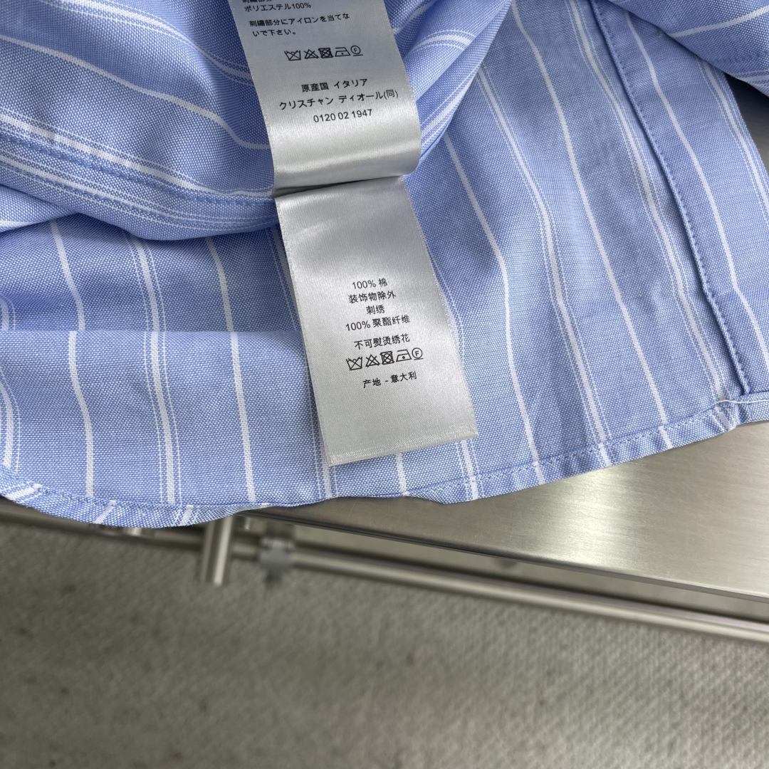 Dior Men's Blue and White Striped Cotton Shirt with Embroidered Logo 7 cmp i1744627407606 6938 0 4