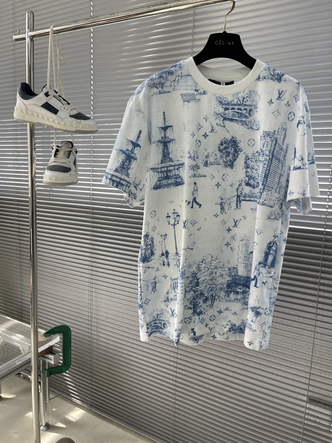 Louis Vuitton Printed Cotton T-Shirt - Blue and White, Slim Fit