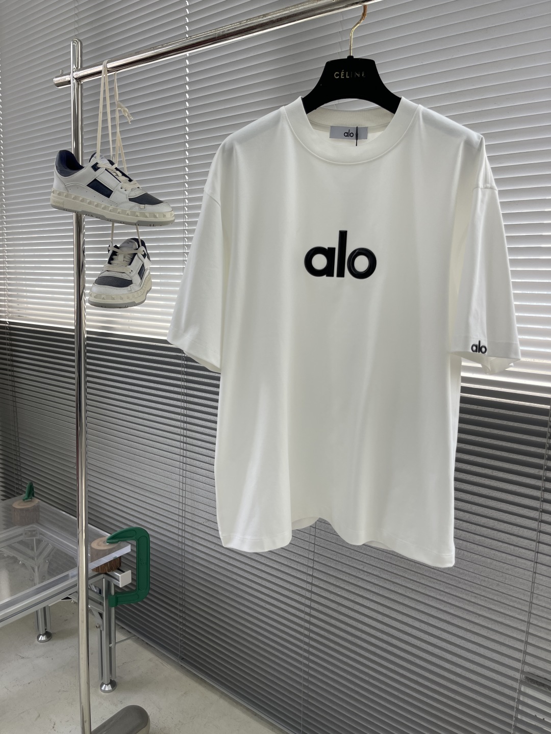 ALO Yoga Men's Oversized Short Sleeve T-Shirt Cotton Blend Casual Tee 1 cmp i1744628777702 5303 0 5