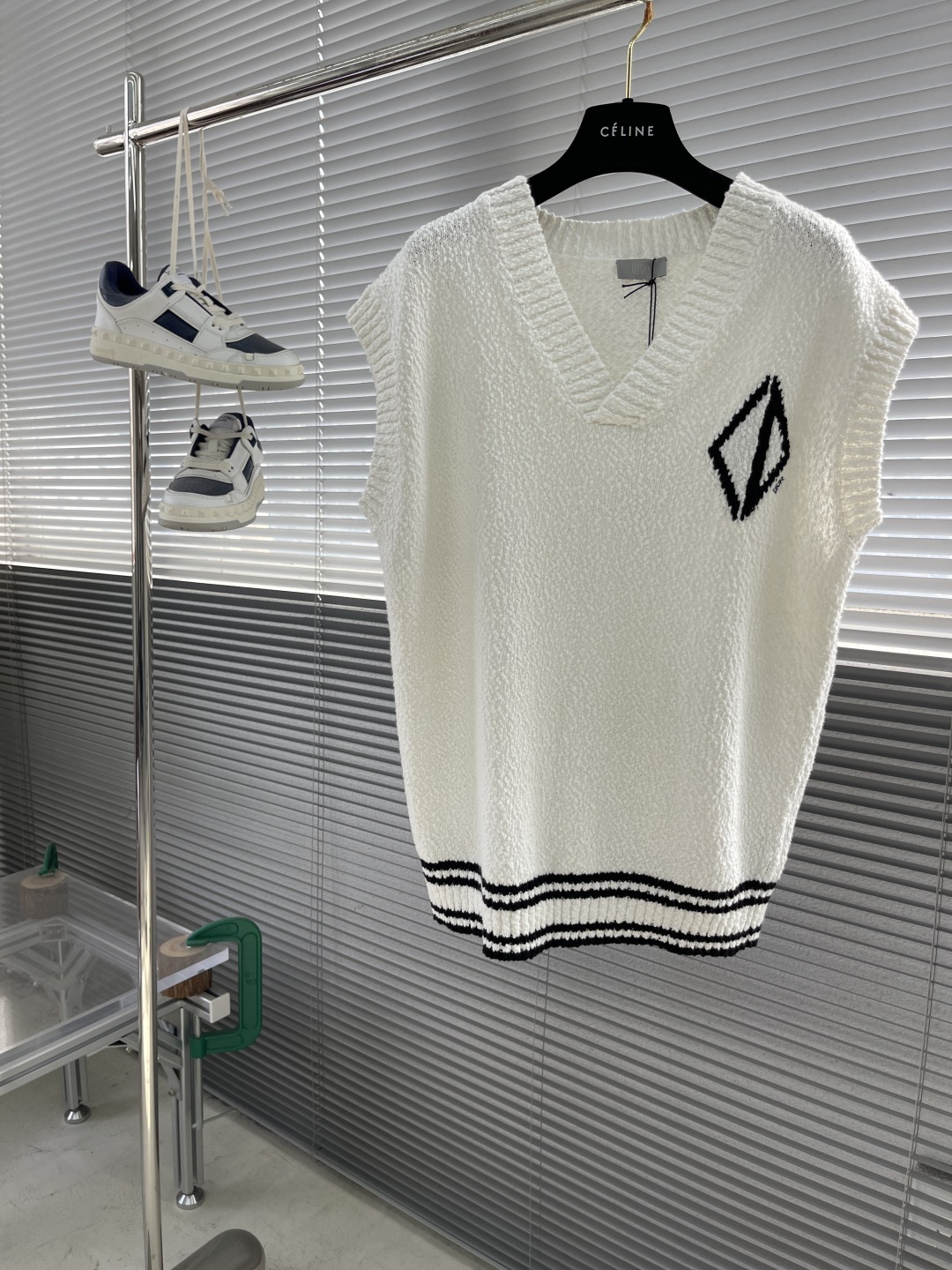 DIOR CD Diamond Cotton Knit Vest - A Stylish & Modern Wardrobe Staple 1 cmp i1744630477355 1458 0 5