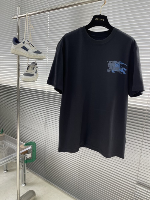 Burberry 2025 Spring/Summer Short Sleeve T-Shirt with Burnout Logo 1 Burberry 2025 Spring/Summer Short Sleeve T-Shirt with Burnout Logo