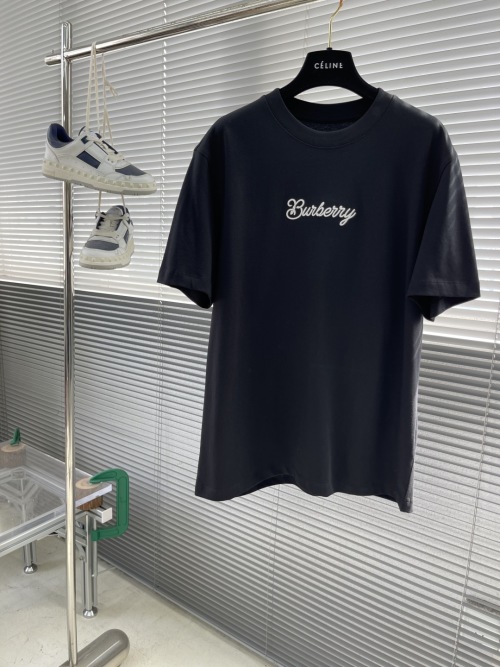 Burberry 2025 Spring/Summer Embroidered Logo T-Shirt - M to 5XL Sizes 1 Burberry 2025 Spring/Summer Embroidered Logo T-Shirt - M to 5XL Sizes