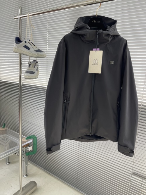 KOLON SPORT Men's Waterproof Windproof Jacket Outdoor Coat 1 KOLON SPORT Men's Waterproof Windproof Jacket Outdoor Coat