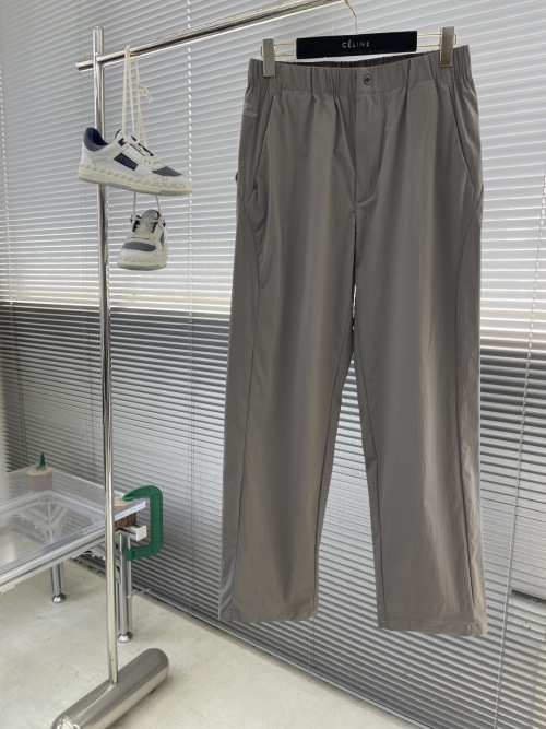 Balenciaga 2025 Spring/Summer Wide-Leg Casual Pants - Embroidered Detail 1 Balenciaga 2025 Spring/Summer Wide-Leg Casual Pants - Embroidered Detail