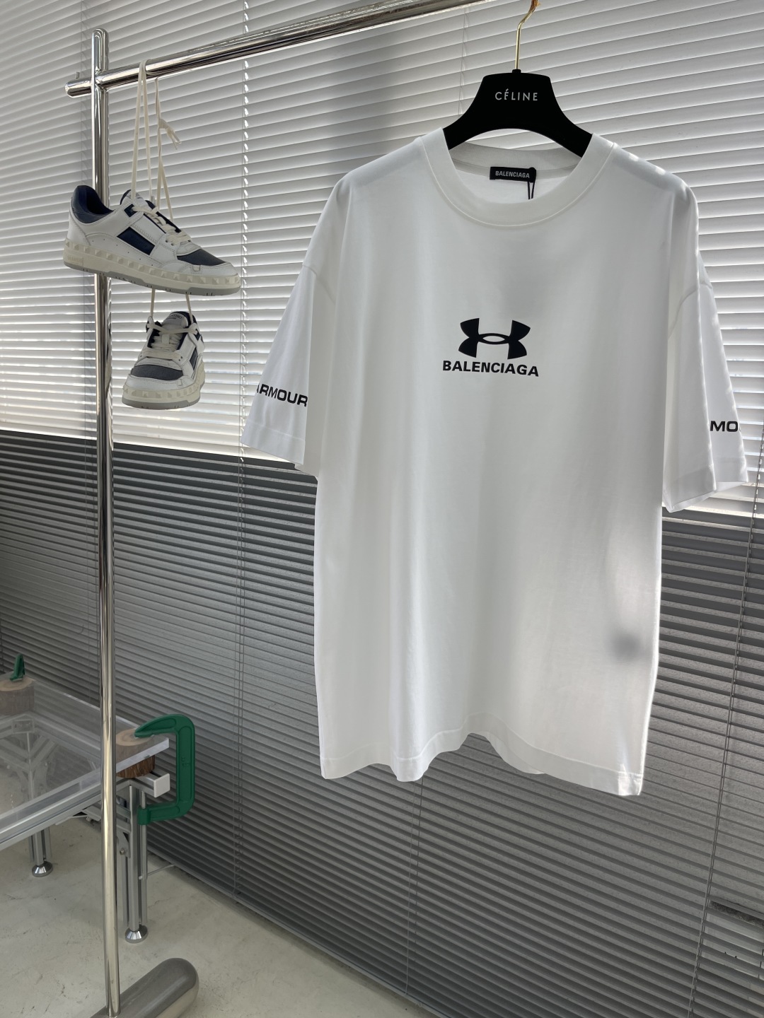 Balenciaga X Under Armour White Cotton Blend Logo T-Shirt Unisex 1 cmp i1744716212129 6849 0 5