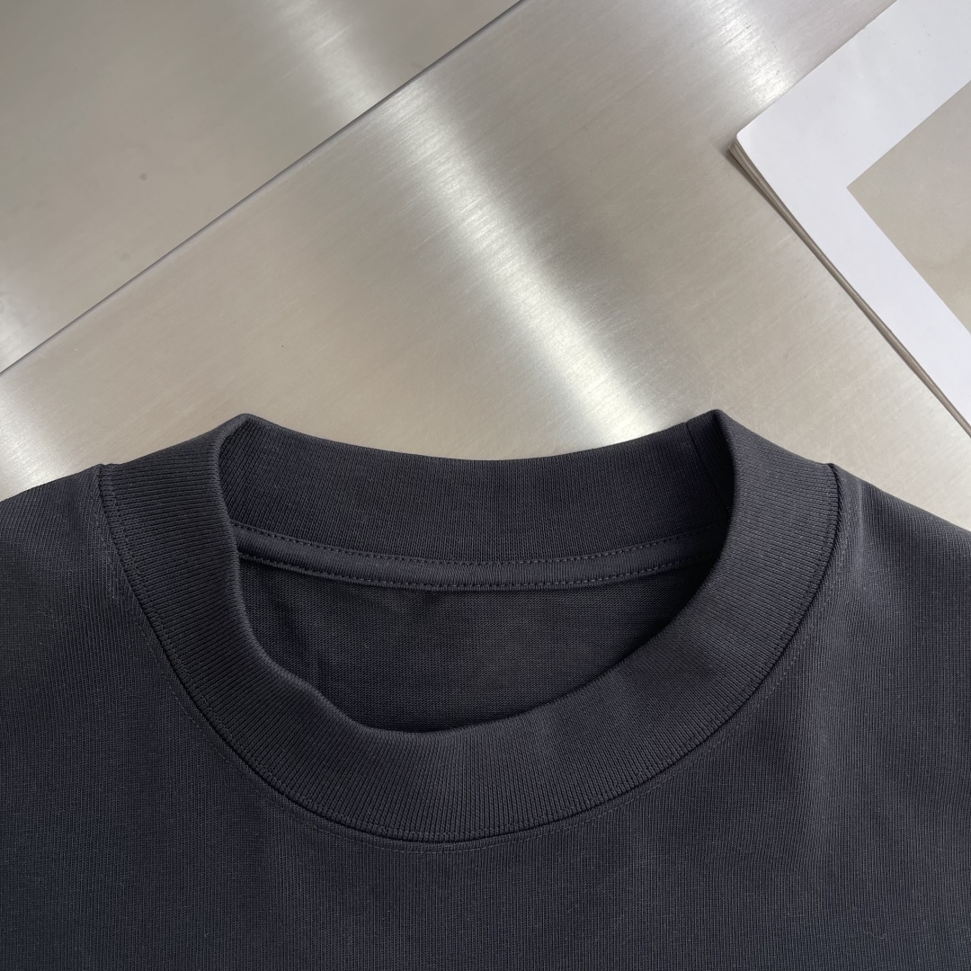 Dior Men's Spring/Summer 2025 Crewneck T-Shirt with Logo Print 3 cmp i1744718951191 7721 0 0