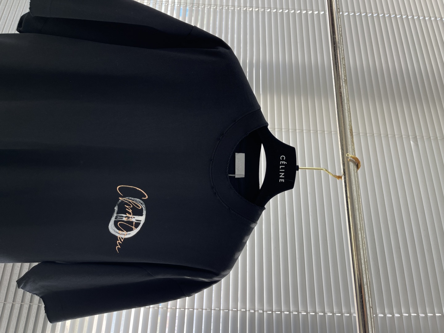 Dior Men's Black Cotton Jersey T-Shirt With Hand-Painted Logo 2 cmp i1744721741430 8176 0 6
