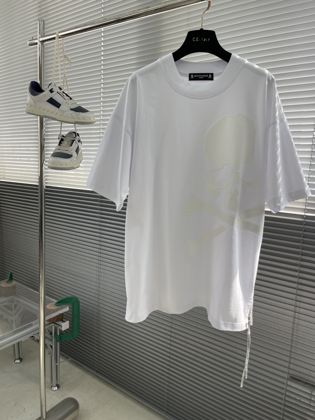 Mastermind JAPAN 2025 S/S White Cotton T-Shirt with Skull Print Detailing