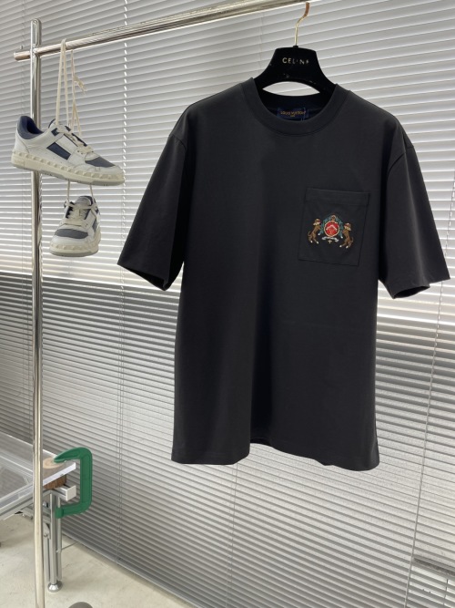 Louis Vuitton Men's Black Cotton T-Shirt with Embroidered Pocket Logo 1 Louis Vuitton Men's Black Cotton T-Shirt with Embroidered Pocket Logo