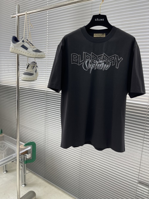 Burberry Supreme Print T-Shirt - Fashionable & Comfortable Summer Wear 1 Burberry Supreme Print T-Shirt - Fashionable & Comfortable Summer Wear