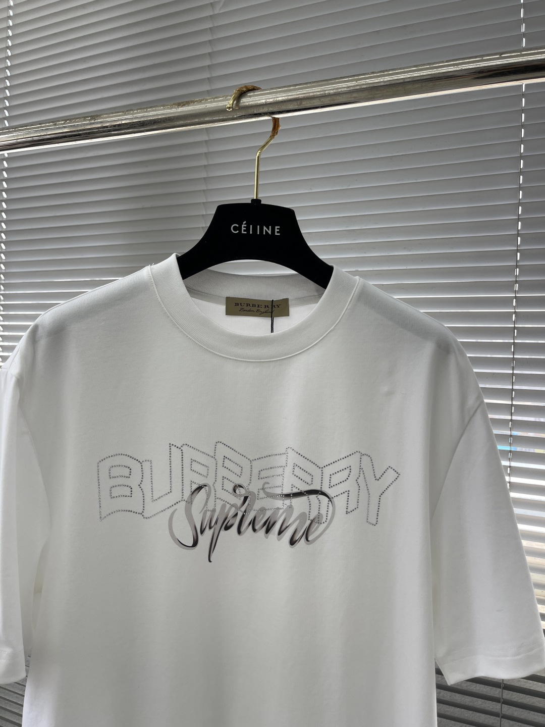 Burberry Summer Fashion Casual Short Sleeve T-Shirt - Classic & Stylish 2 cmp i1744799321331 5245 0 6