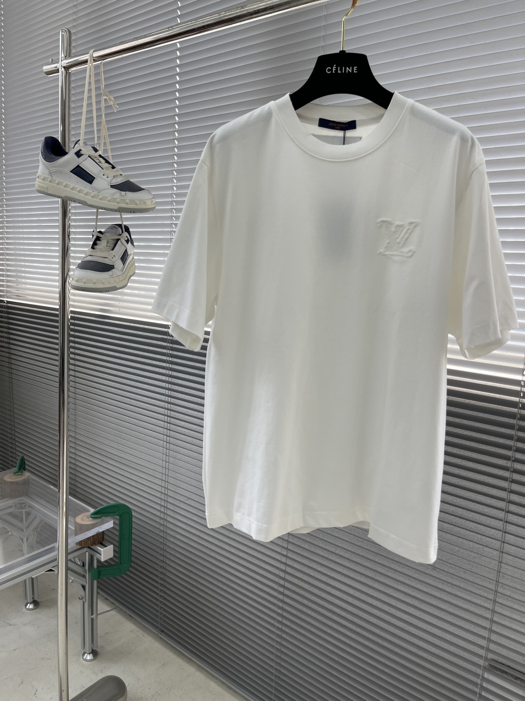 Louis Vuitton White Cotton T-Shirt With Appliqué Logo, Short Sleeve, Unisex