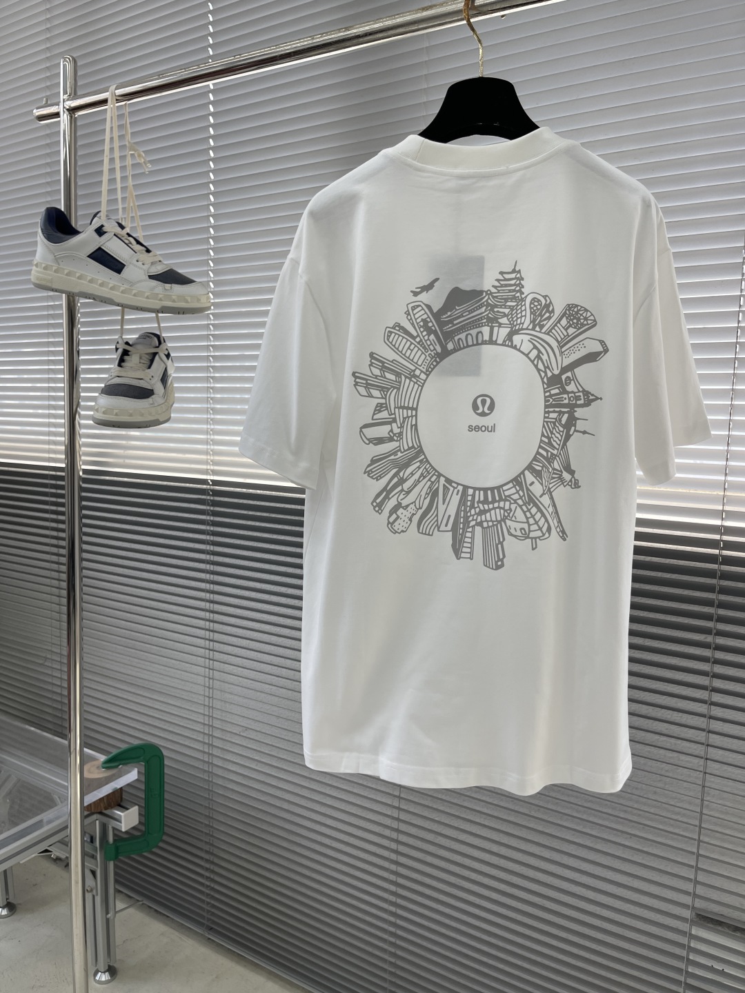 Lululemon Short Sleeve T-Shirt Reflective Logo Print Unisex Tee 2 cmp i1744807613060 0 0 7