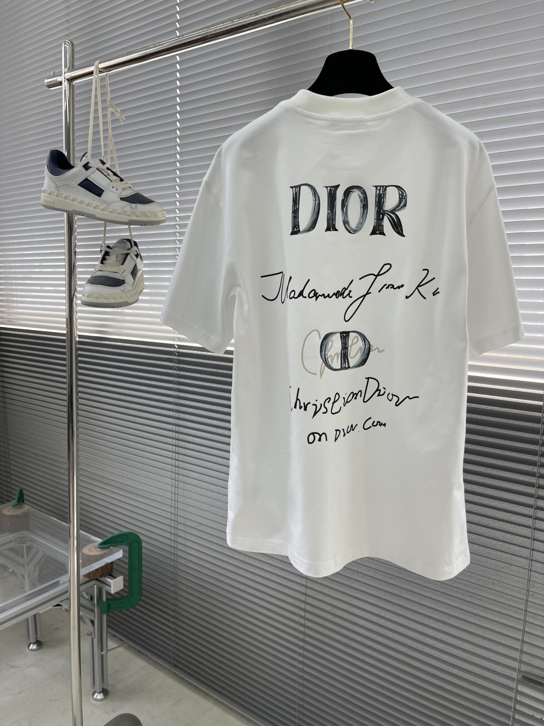 Dior Men's White Cotton T-Shirt with Signature CD Logo - Casual & Stylish 8 cmp i1744807650913 8291 0 7