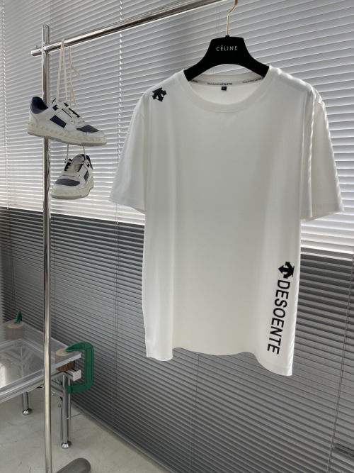Descente 2025SS White Cotton T-Shirt - Heavyweight Fabric, Comfortable Fit 1 Descente 2025SS White Cotton T-Shirt - Heavyweight Fabric, Comfortable Fit