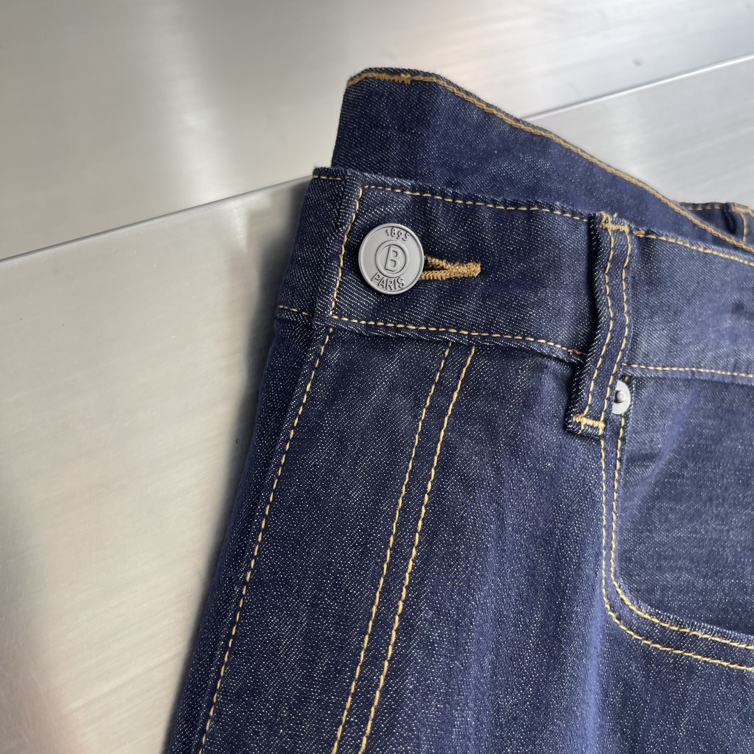 Berluti Denim Jeans - Eco-Friendly, Fade-Resistant, and Slim Fit 4 cmp i1744885928820 6142 0 2