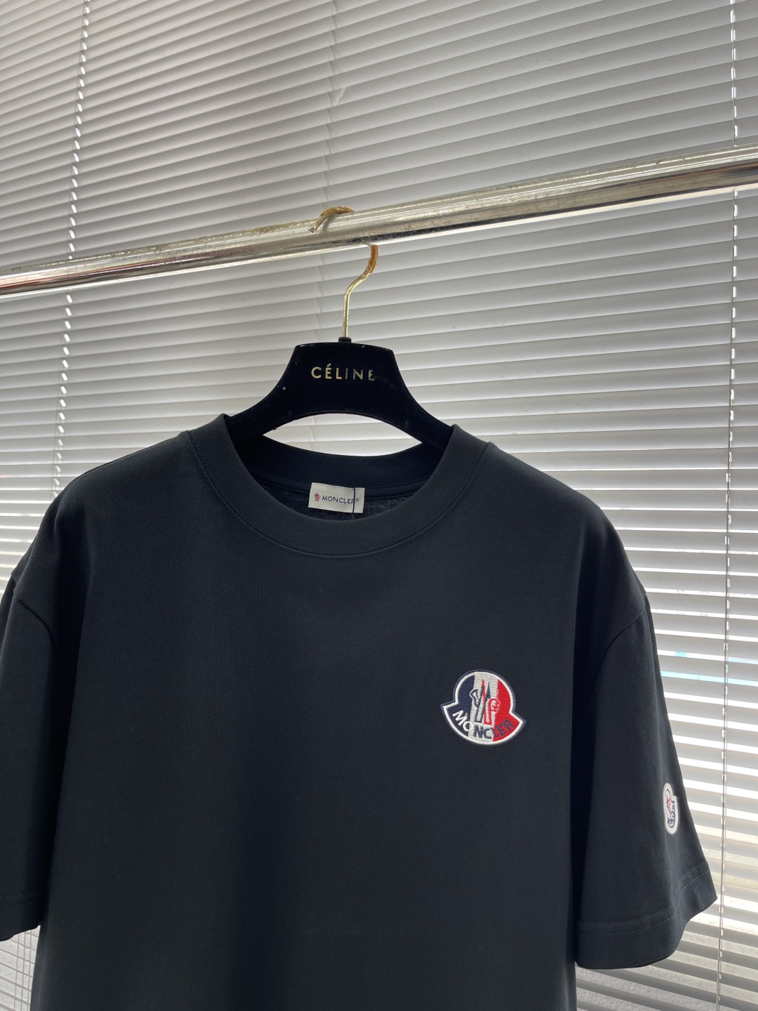 Moncler Men's Classic Logo T-Shirt - Premium Cotton, Comfortable Fit 2 cmp i1745057868553 4259 0 6