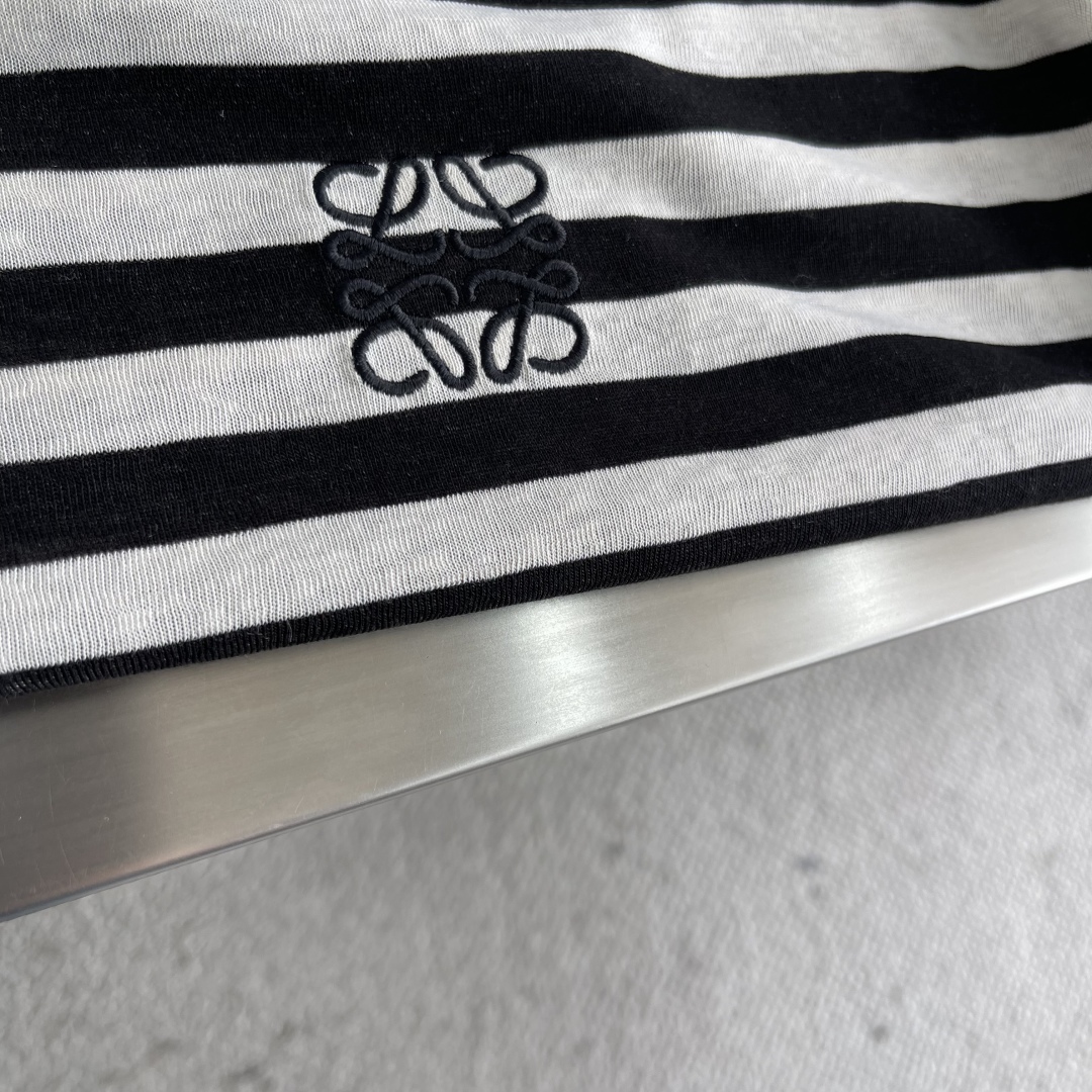 Loewe Striped Cotton T-Shirt, Spring/Summer 2025 Collection, Unisex Style 4 cmp i1745079609291 7215 0 1