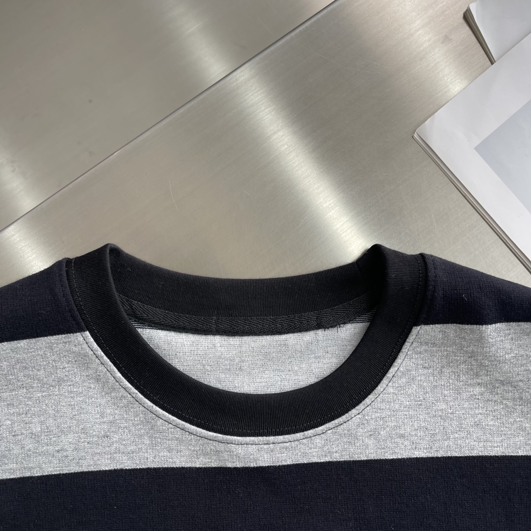 Maison Margiela Striped Cotton T-Shirt Short Sleeve,Crew Neck, Heavy Washed 3 cmp i1745080205829 3590 0 0