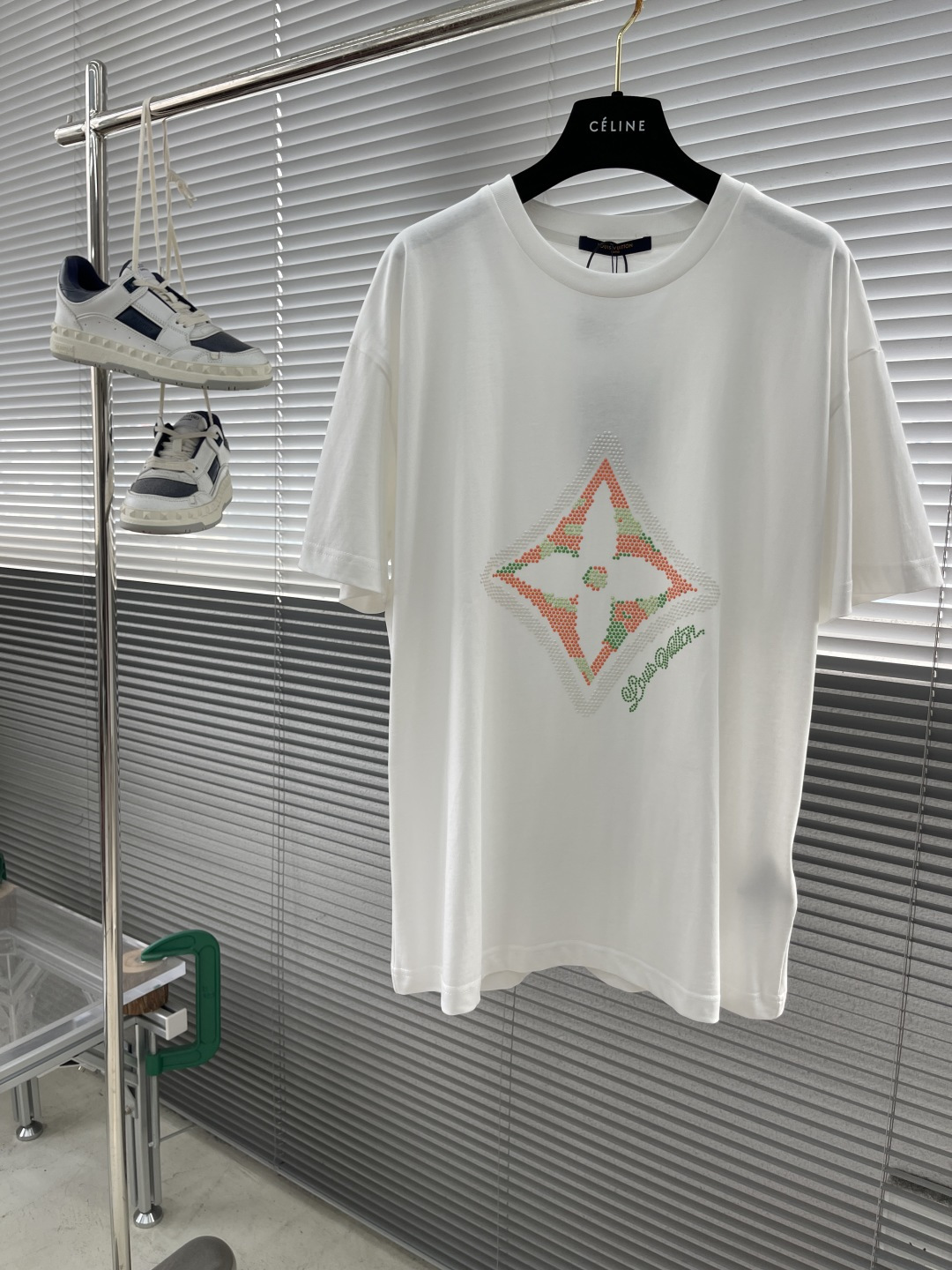 Louis Vuitton Men's White Cotton T-Shirt with 3D Monogram Flower Print