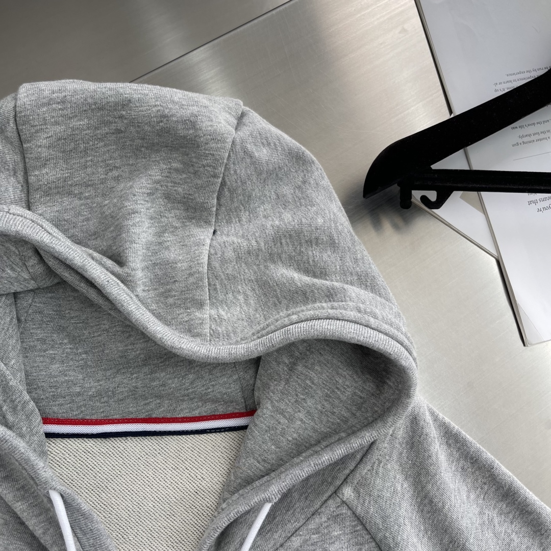 Thom Browne Grey Cotton Zip-Up Hoodie with Signature 4-Bar Stripe 4 cmp i1745148240119 1750 0 0