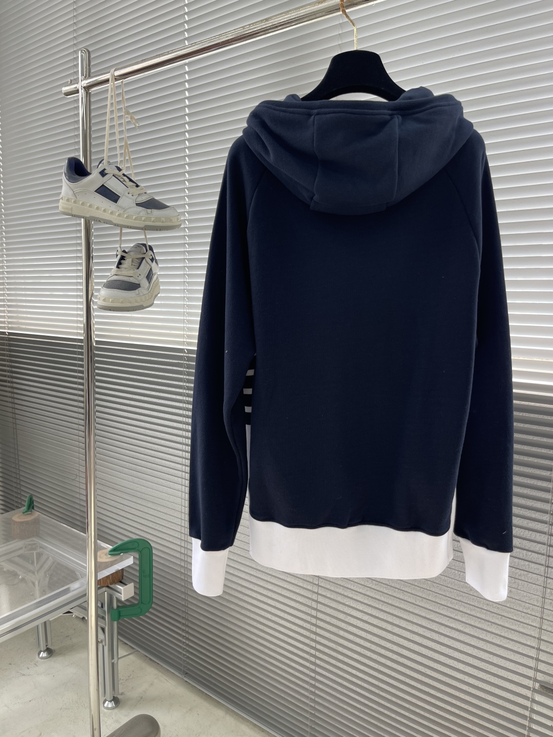Thom Browne Navy & White Cotton Zip-Up Hoodie Striped Sleeve Detail 3 cmp i1745149960602 9834 0 7
