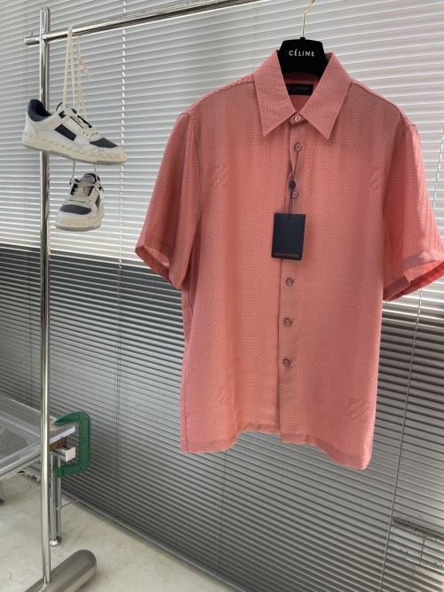 Louis Vuitton 25SS Damier Silk Short Sleeve Shirt - Elegant & Versatile 1 Louis Vuitton 25SS Damier Silk Short Sleeve Shirt - Elegant & Versatile