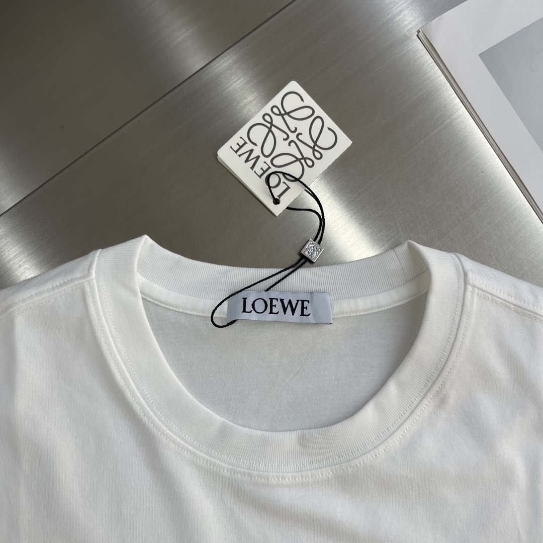 Loewe Embroidered Anagram T-Shirt - Premium Cotton, Stylish and Comfortable 3 cmp i1745236063933 223 0 0