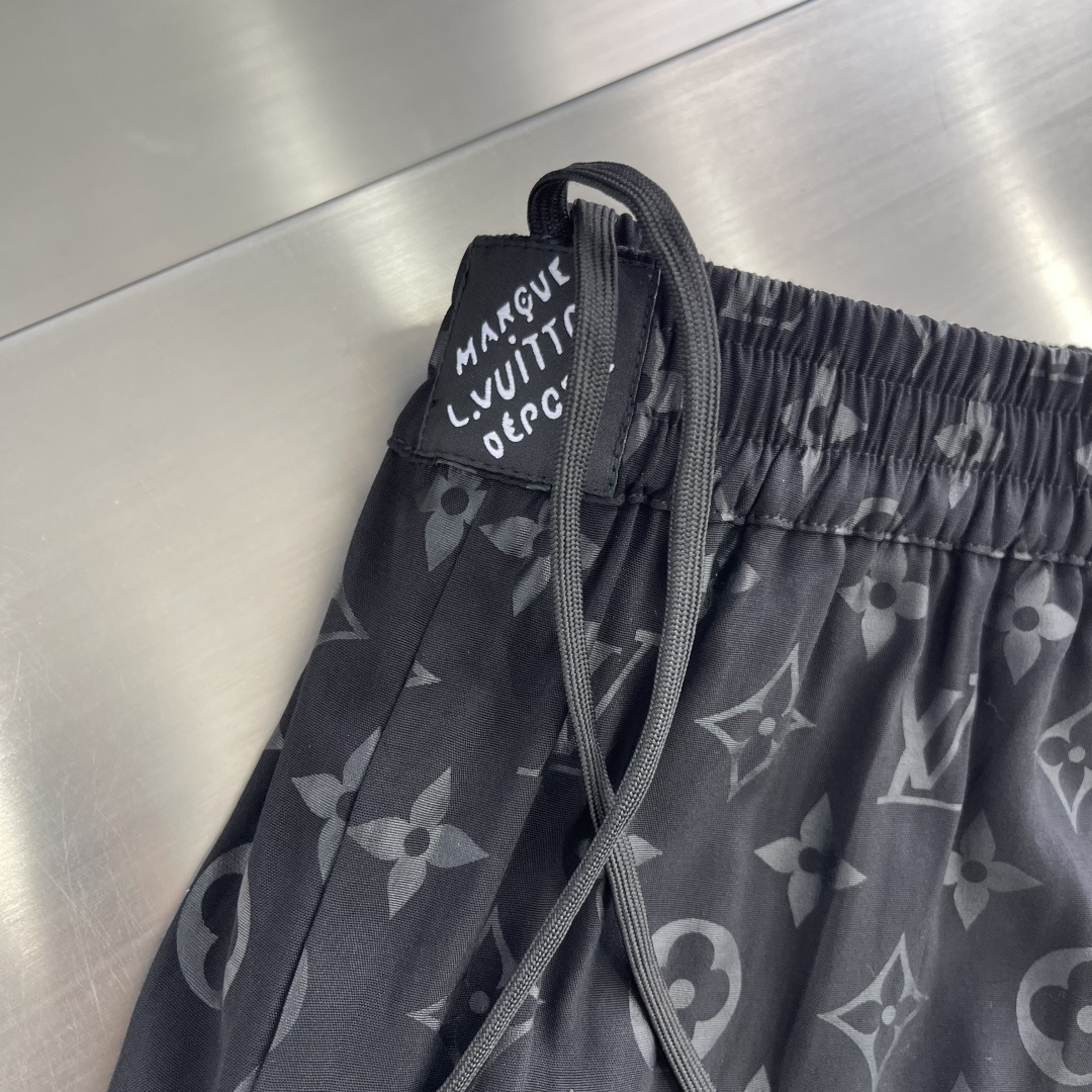 cmp i1745238564623 896 0 0