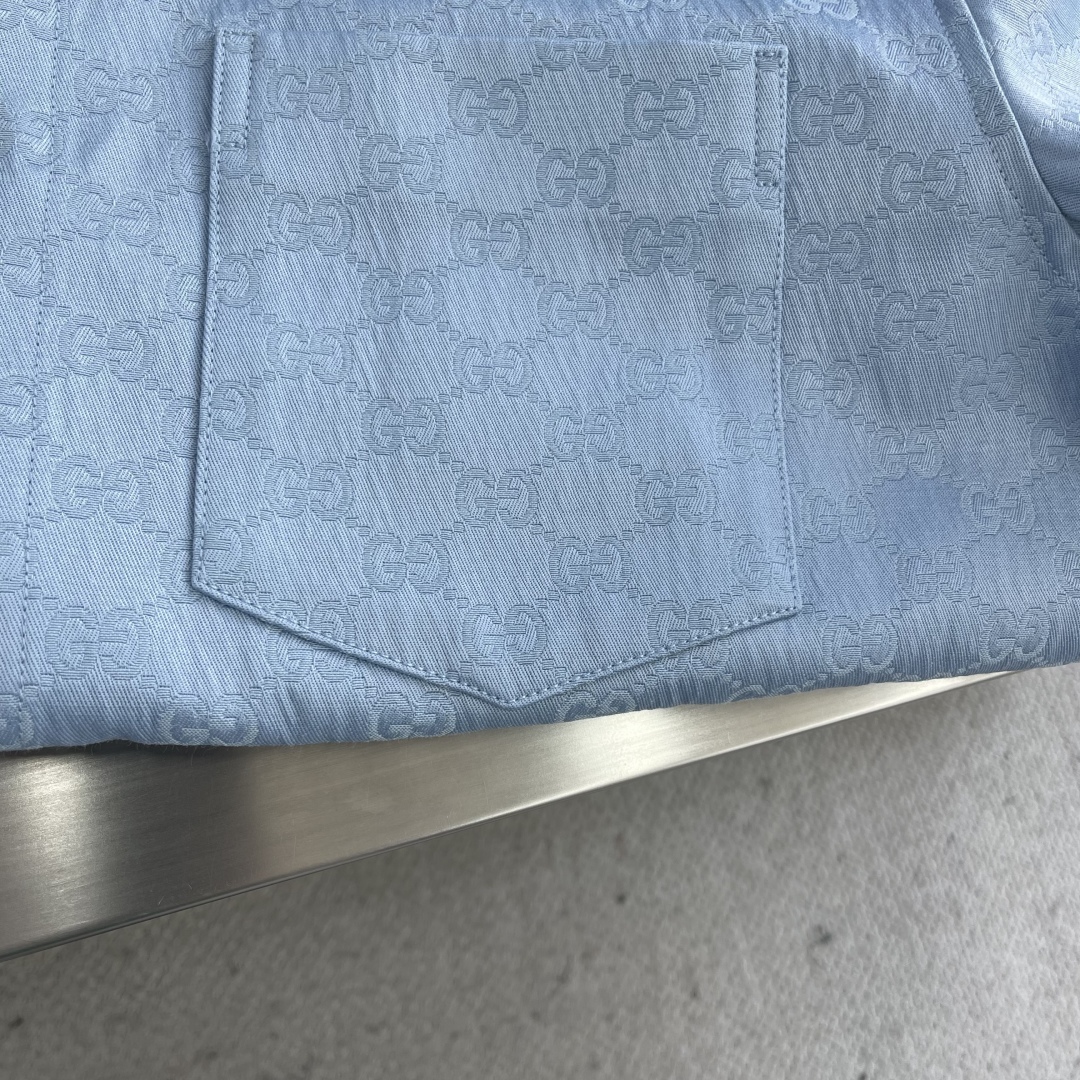 Gucci 25SS Boxy Fit Jacquard Shirt - Stylish, Comfortable, and Versatile 4 cmp i1745238670439 2161 0 1