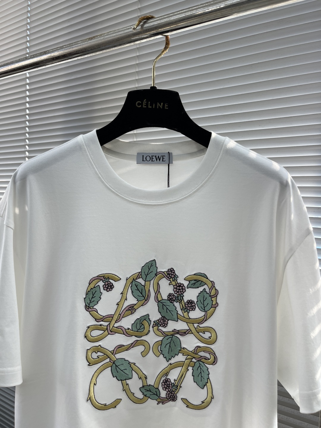 Loewe Embroidered Anagram T-Shirt - Premium Cotton, Stylish and Comfortable 2 cmp i1745240523934 2396 0 6