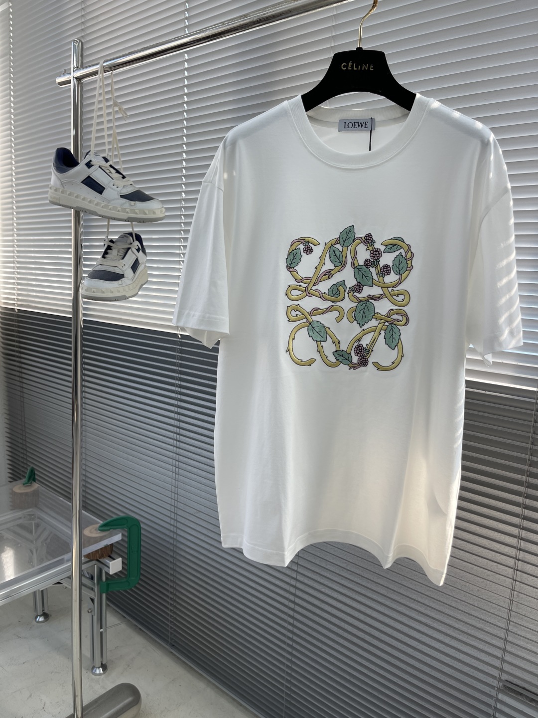 Loewe Embroidered Anagram T-Shirt - Premium Cotton, Stylish and Comfortable 1 cmp i1745240523940 9865 0 5