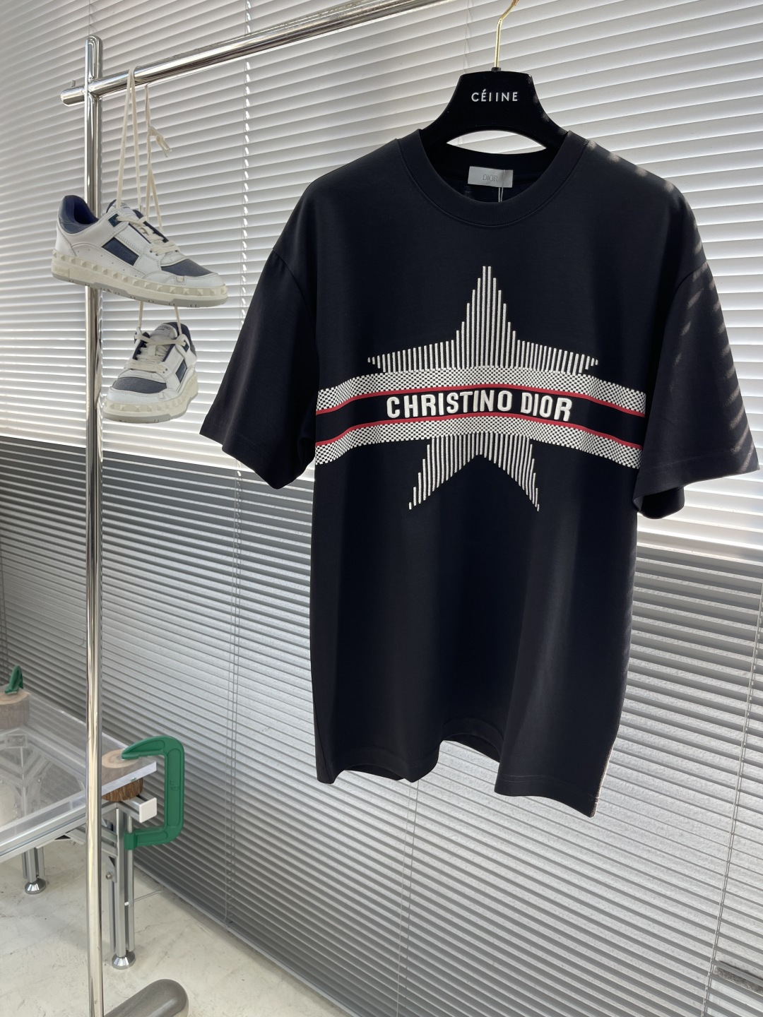 Dior 2025SS Classic Pattern T-Shirt with 3D Embroidery - Fashionable and Versatile