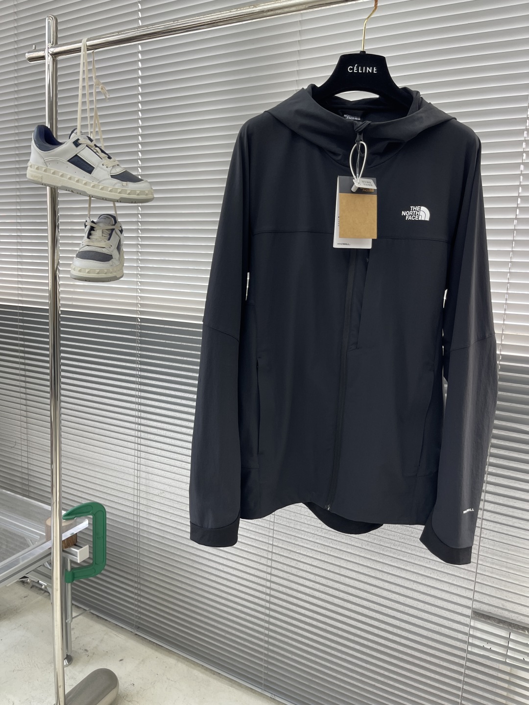The North Face Men's Windproof Water-Resistant Softshell Hoodie Jacket 1 cmp i1745327325289 6006 0 5