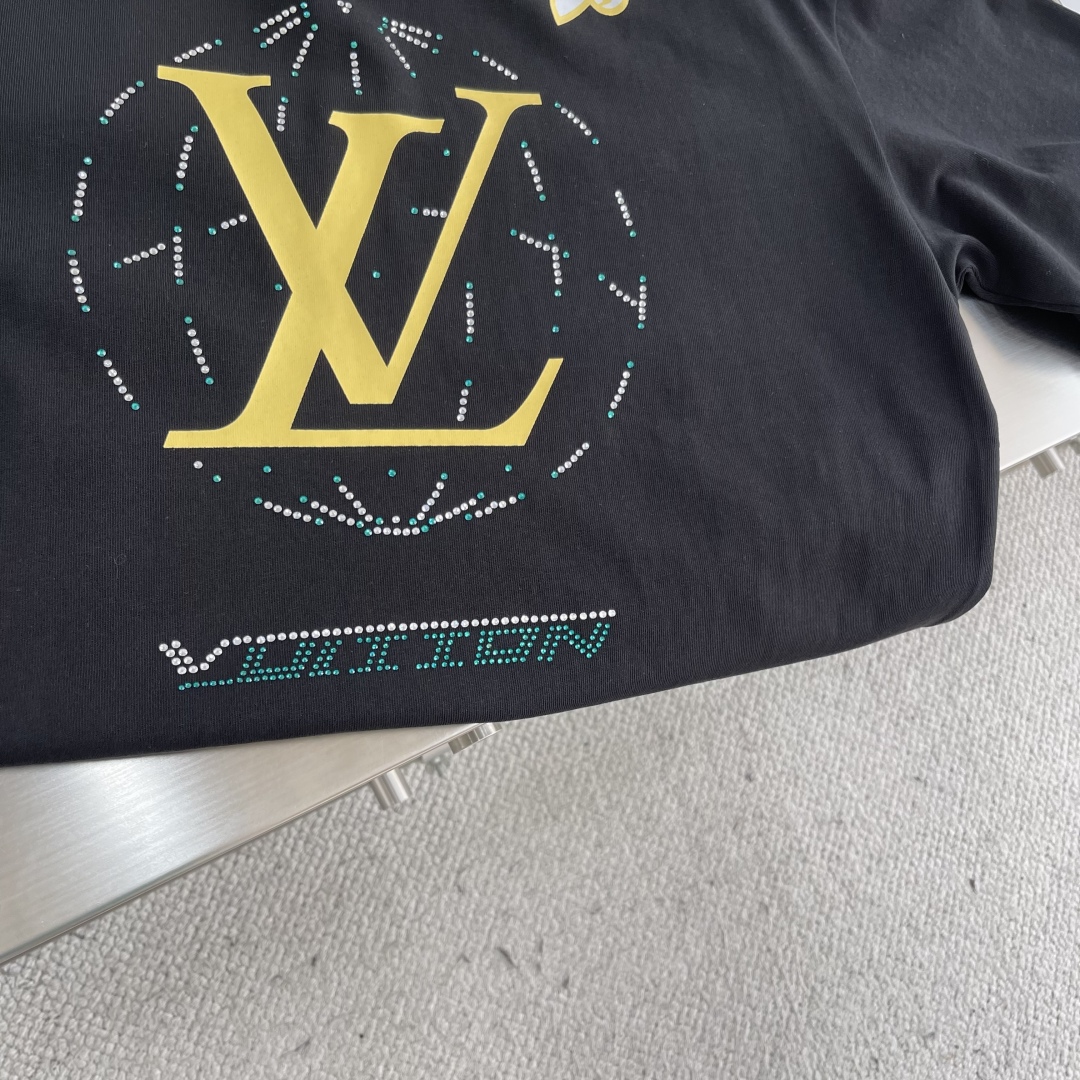 Louis Vuitton Rhinestone Earth Graphic T-Shirt - Premium Cotton, S-XL 4 cmp i1745328601530 7480 0 1