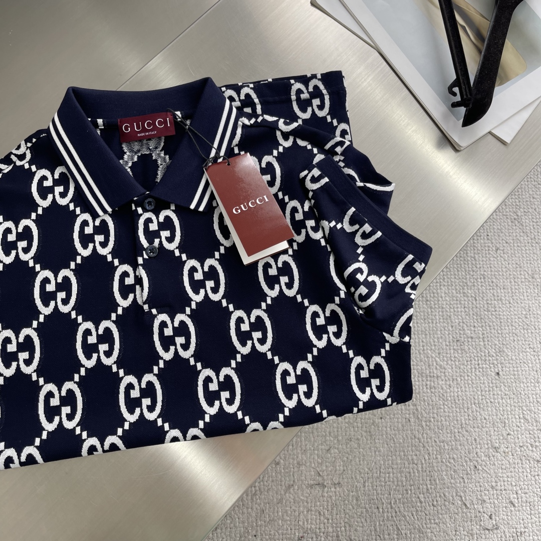 Gucci Men's Navy Blue Polo Shirt with White Interlocking G Pattern 7 cmp i1745329784807 6345 0 4