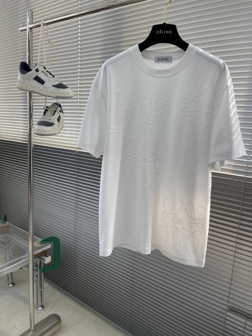 Loewe 2025SS Embroidered Cotton T-Shirt - Soft & Comfortable 1 Loewe 2025SS Embroidered Cotton T-Shirt - Soft & Comfortable