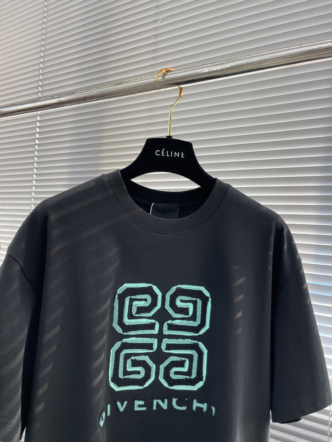 Givenchy Men's Black Cotton T-Shirt with Embroidered Logo - Spring/Summer 2024 2 cmp i1745330365373 3939 0 6