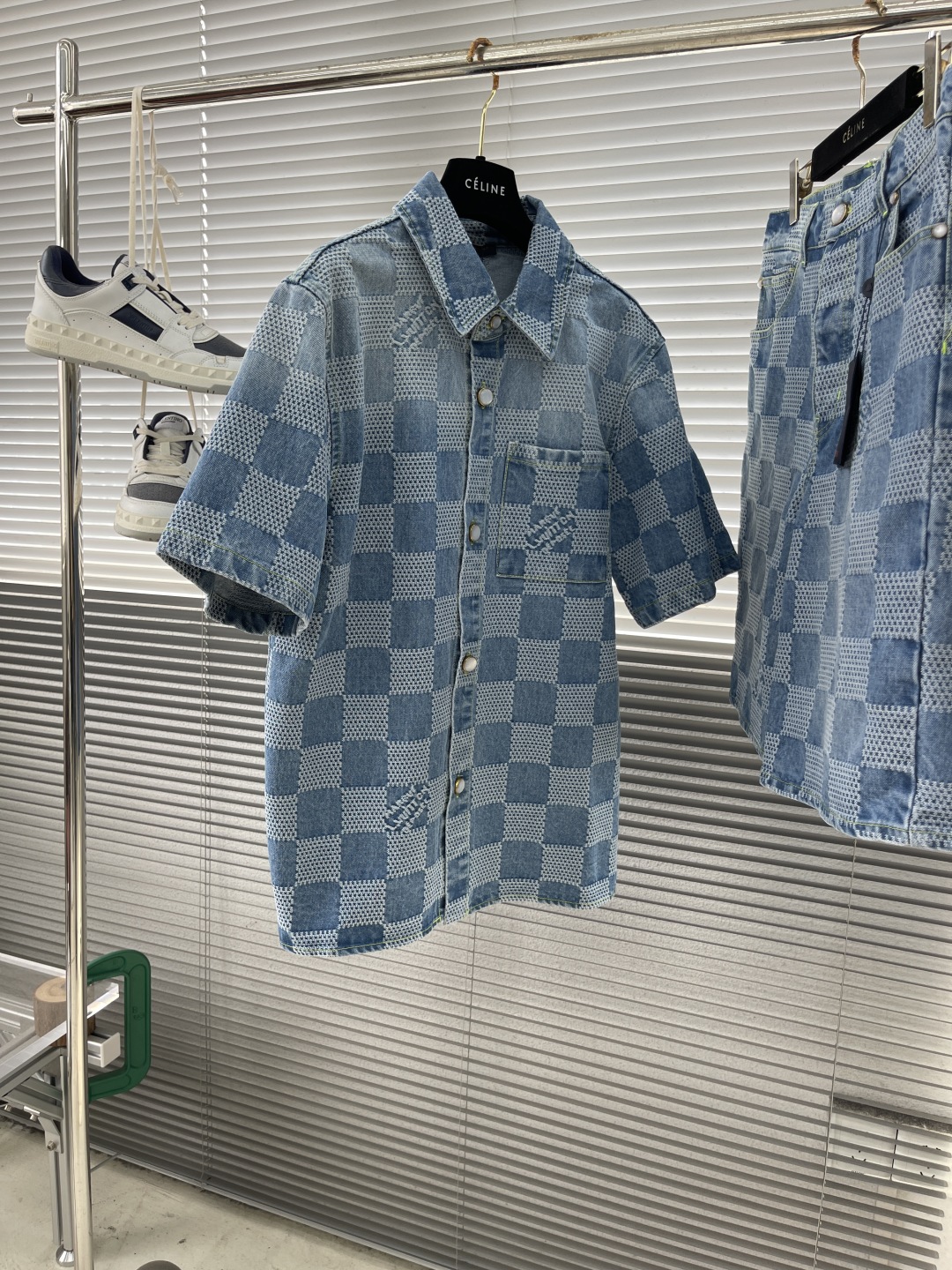 Louis Vuitton 25SS Blue Damier Jacquard Cotton Poplin Shorts 2 cmp i1745346039197 4372 0 7