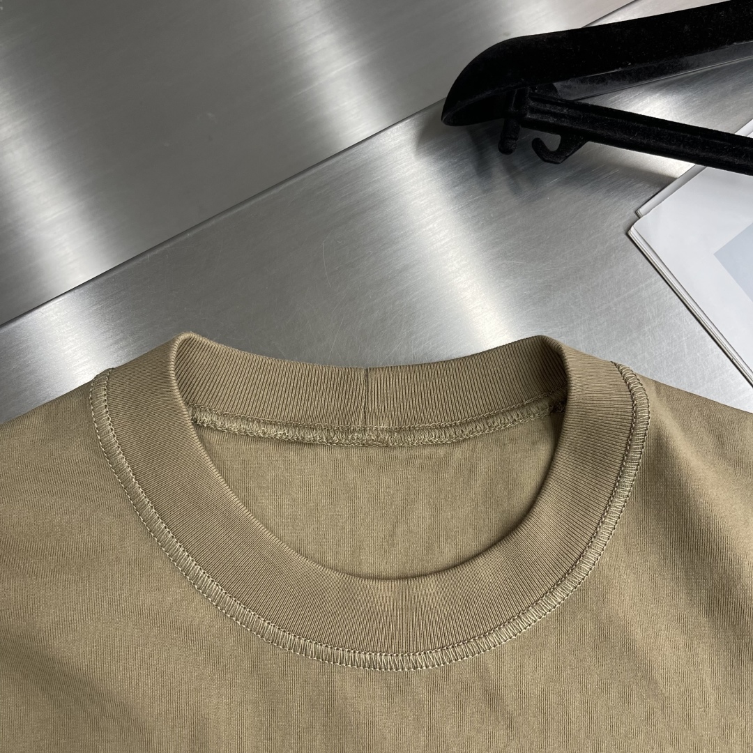 Stone Island 2025 S/S Crewneck T-Shirt, Lightweight Cotton, Embroidered Logo 3 cmp i1745410261695 2982 0 0