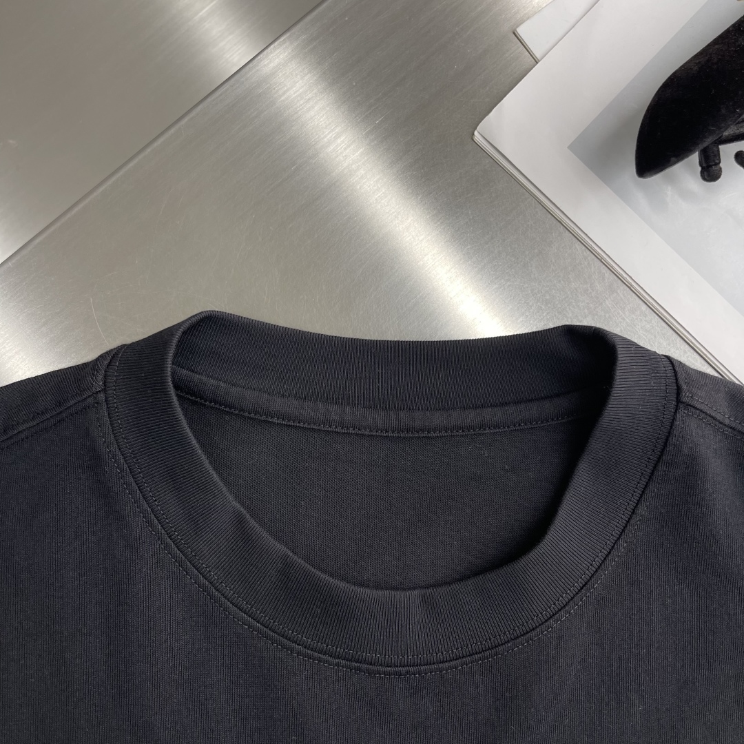 Loewe 25SS Embroidered Logo Crewneck T-Shirt - Premium Cotton, Relaxed Fit 3 cmp i1745410339414 4712 0 0