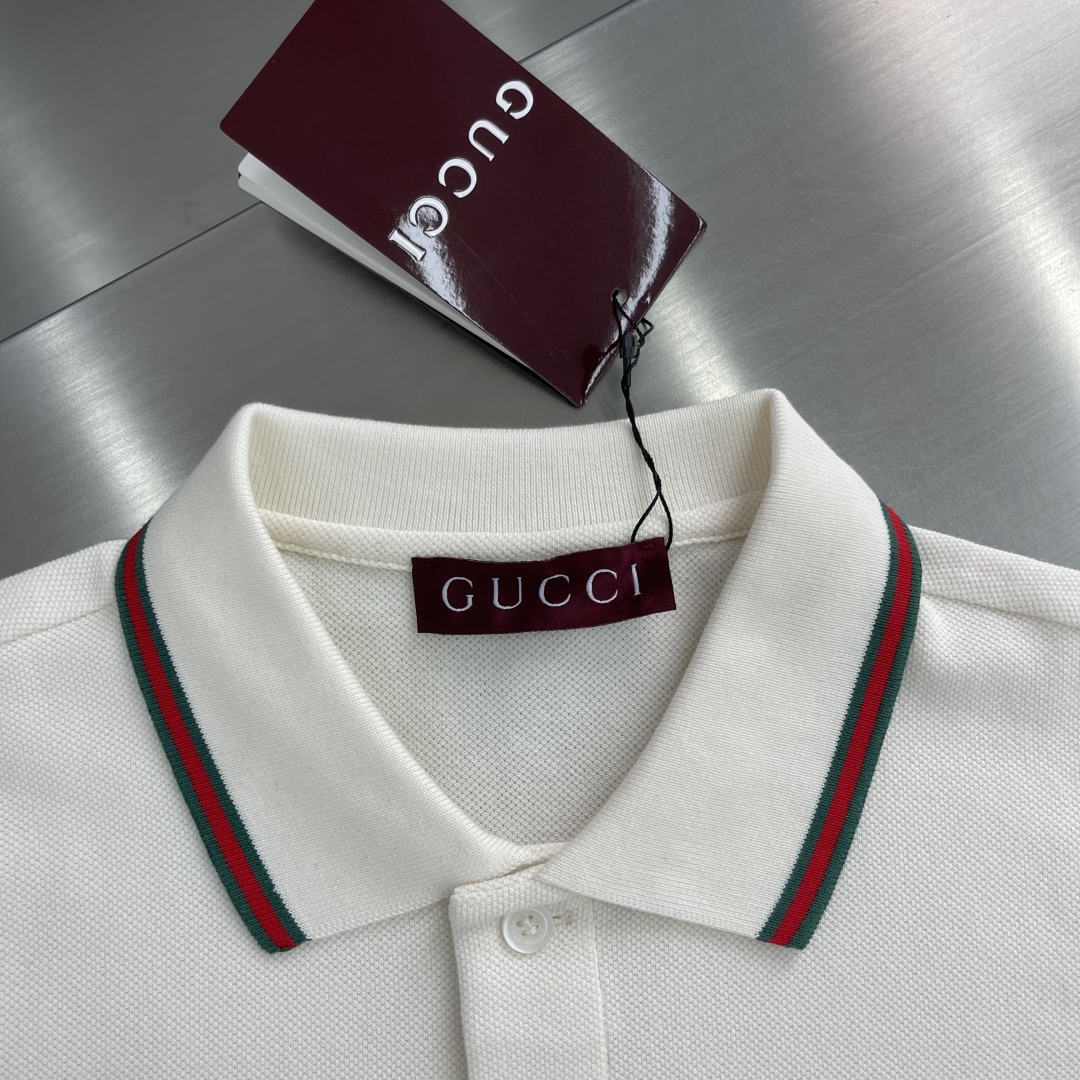 Gucci Men's White Cotton Piquet Polo Shirt With Embroidered Pocket Logo 3 cmp i1746441843870 9819 0 0