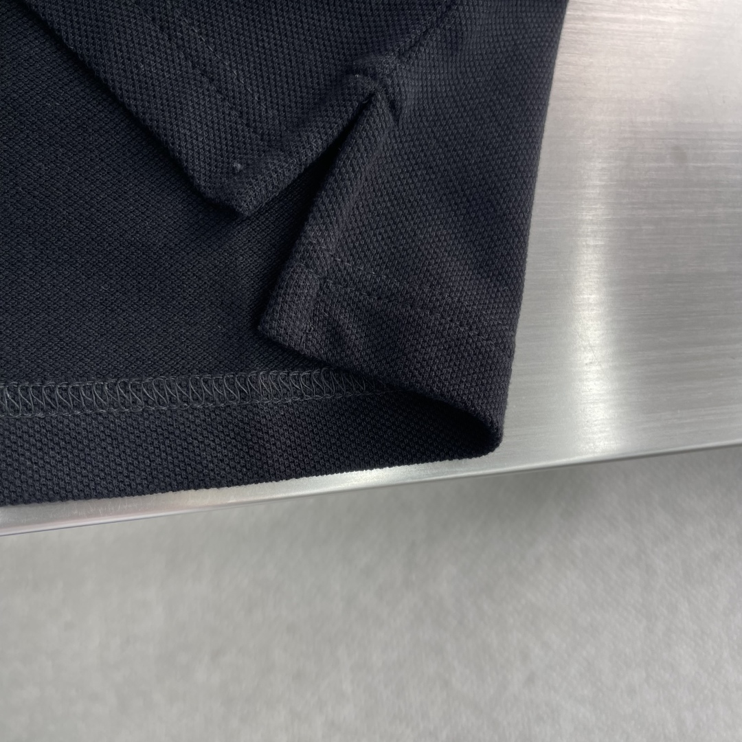 Gucci Men's Black Polo Shirt with Embroidered Pocket and Striped Trim 7 cmp i1746441895629 9208 0 3