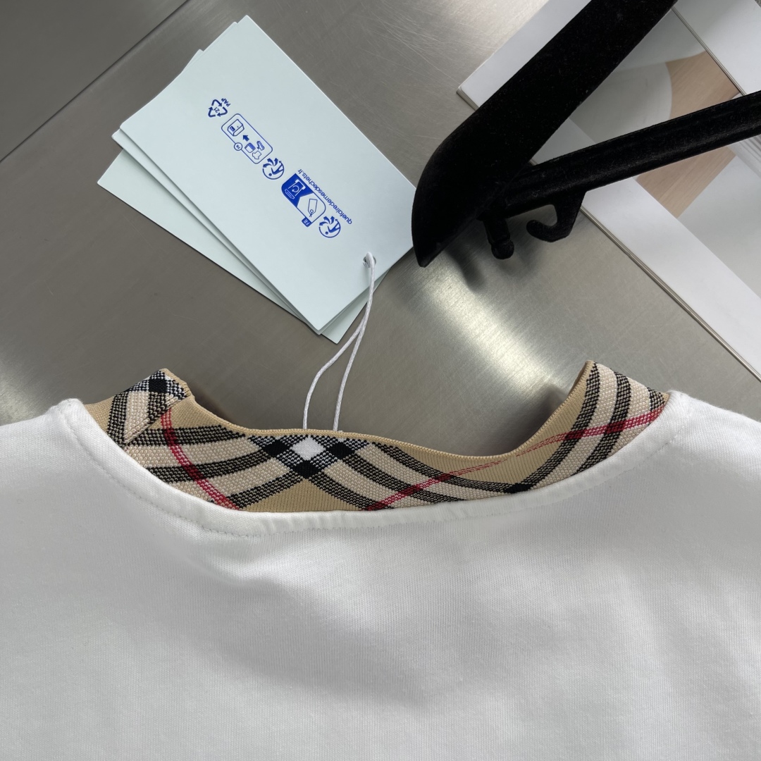 Burberry Men's White Cotton T-Shirt with Checkered Neckline – Modern Fit 6 cmp i1746442775214 4146 0 3