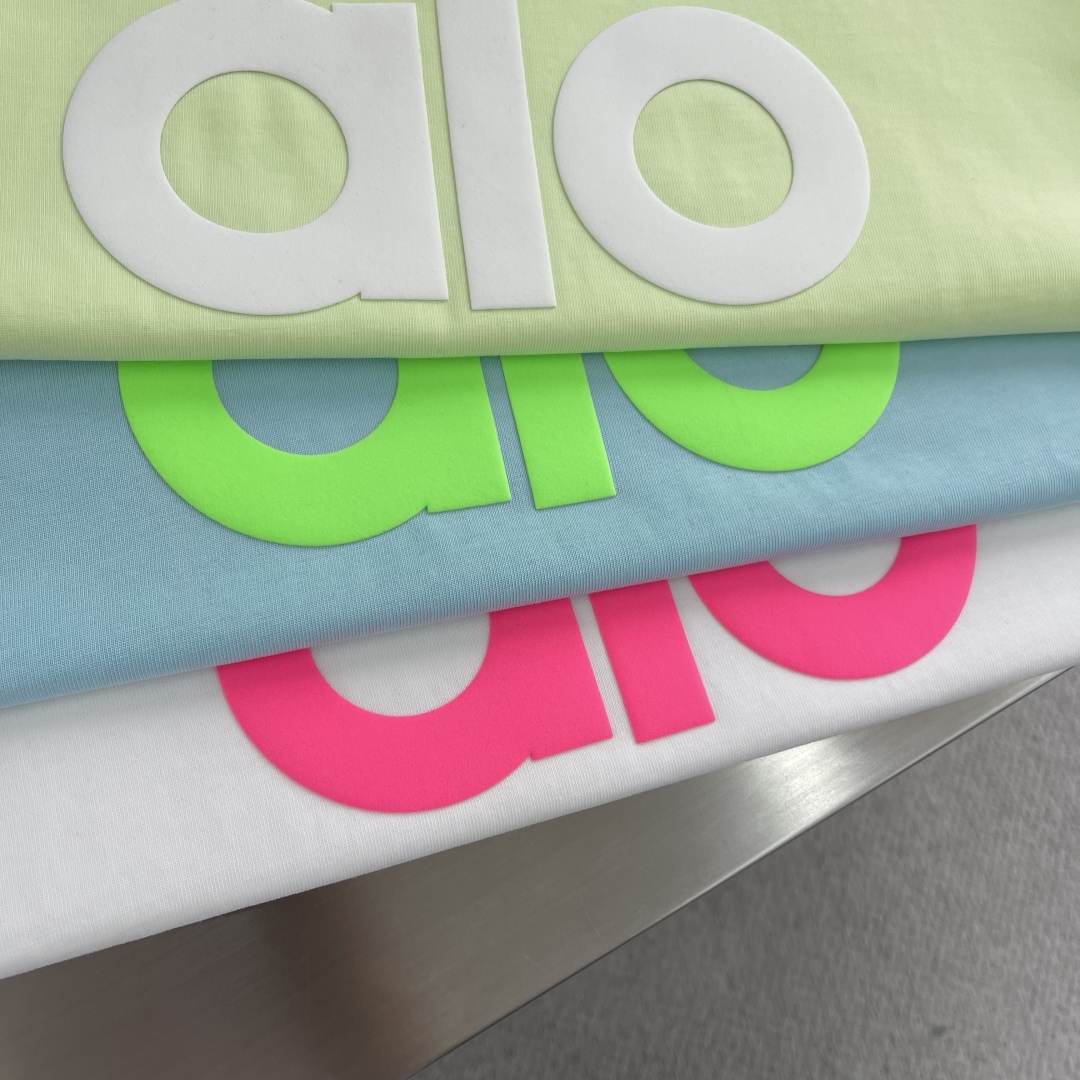 Alo Yoga 260g Cotton Graphic T-Shirt Oversize Fit for Men and Women 5 cmp i1746442887814 4538 0 2