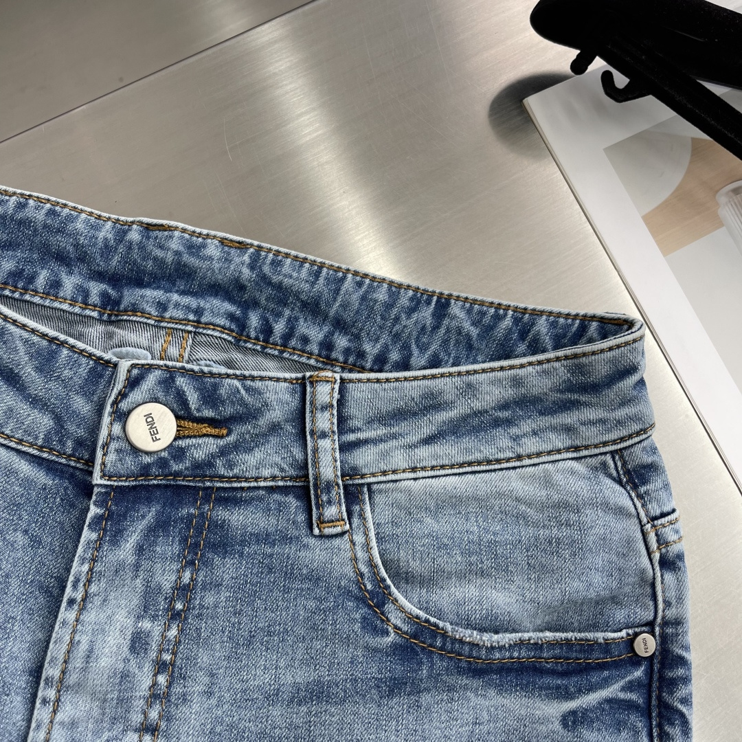 FEND  牛仔裤服装 6