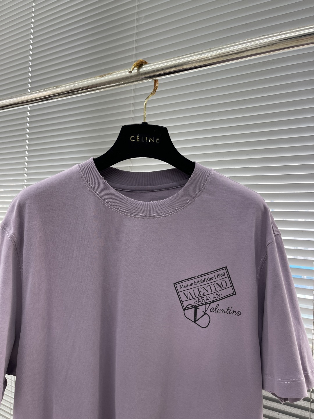 Valentino Garavani VLTN Logo Print Short Sleeve T-Shirt - Lilac 2 cmp i1746444686288 5053 0 6