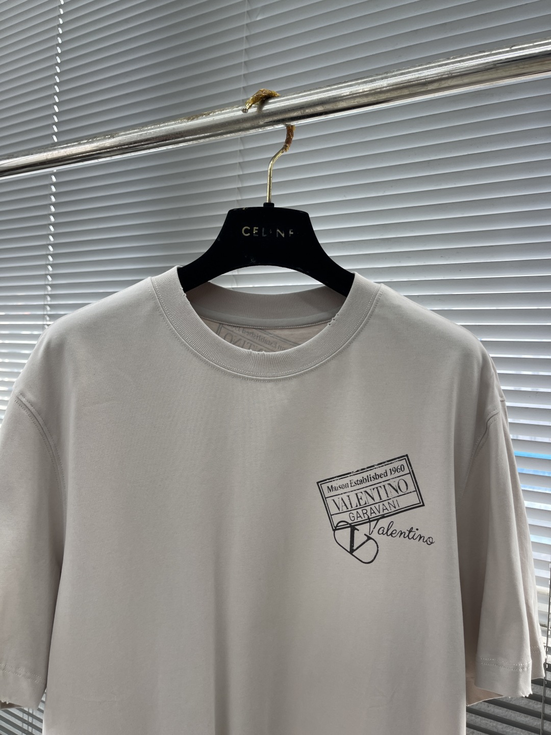 Valentino Garavani VLTN Logo Print Cotton T-Shirt Short Sleeve Crew Neck 2 cmp i1746444712011 8048 0 6