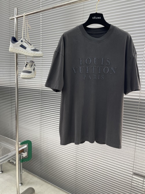 Louis Vuitton Paris Embroidered Logo T-Shirt - Casual & Stylish 9 Louis Vuitton Paris Embroidered Logo T-Shirt - Casual & Stylish